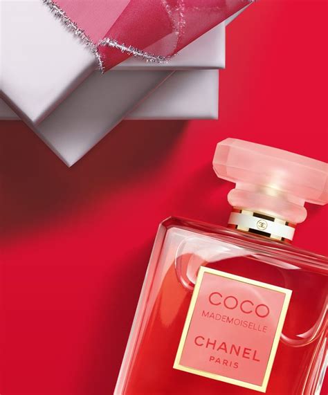 coco chanel official site.